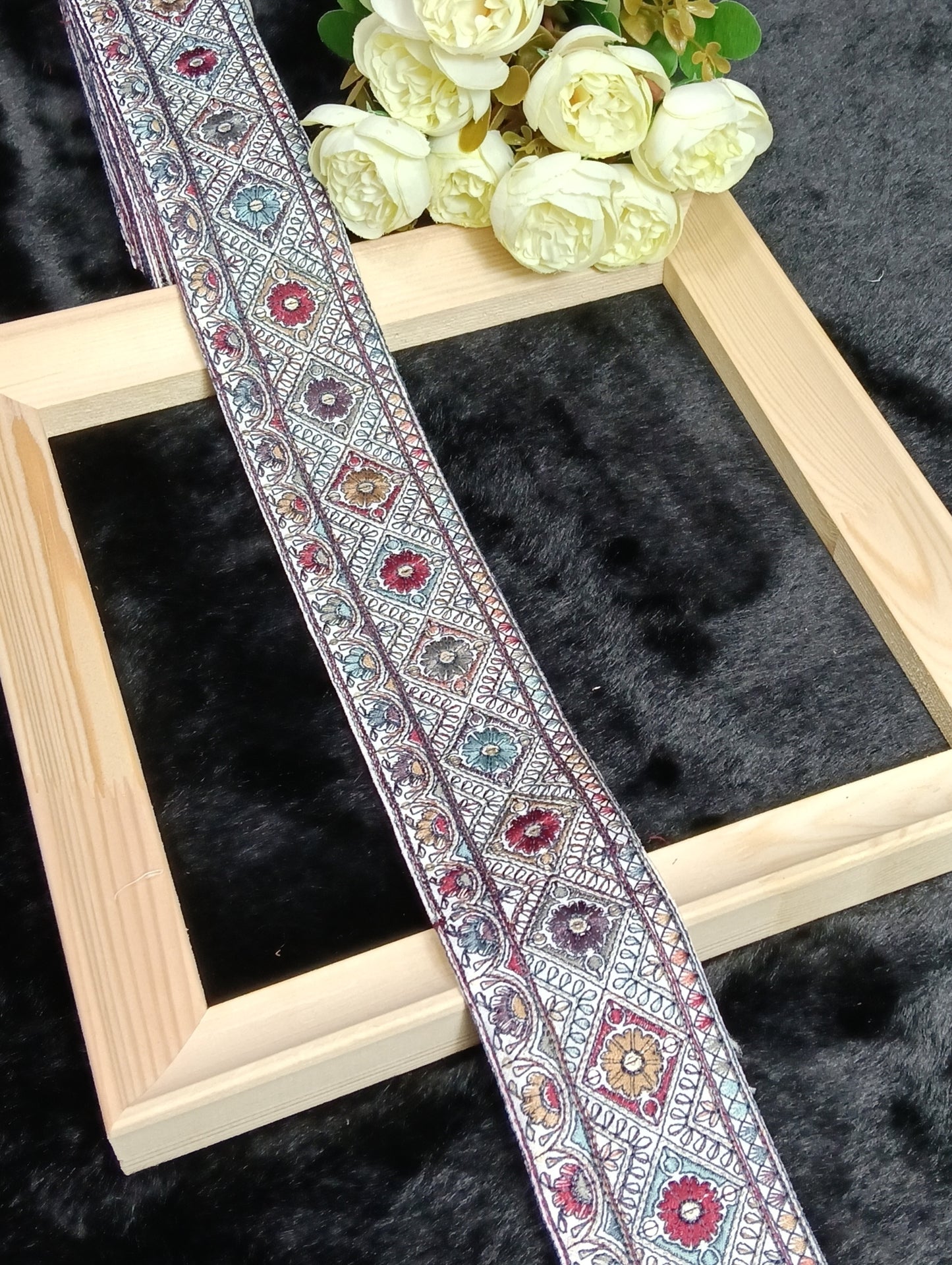 Embroidery Lace Jari Border JA13953