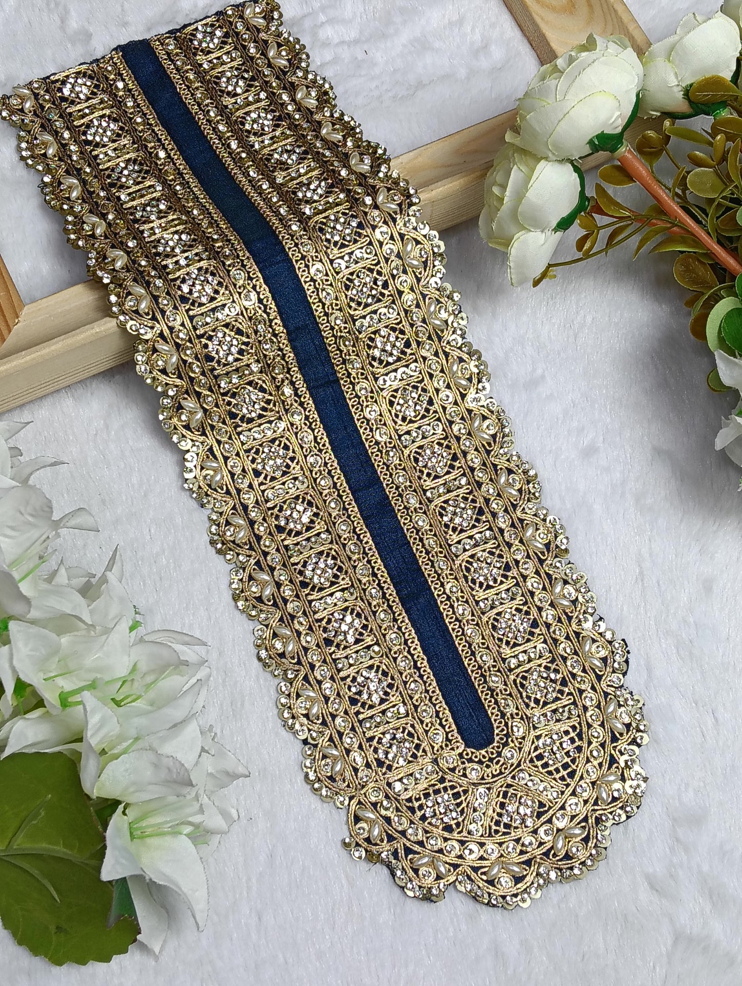 Embroidered Neck Patch Design NE1348