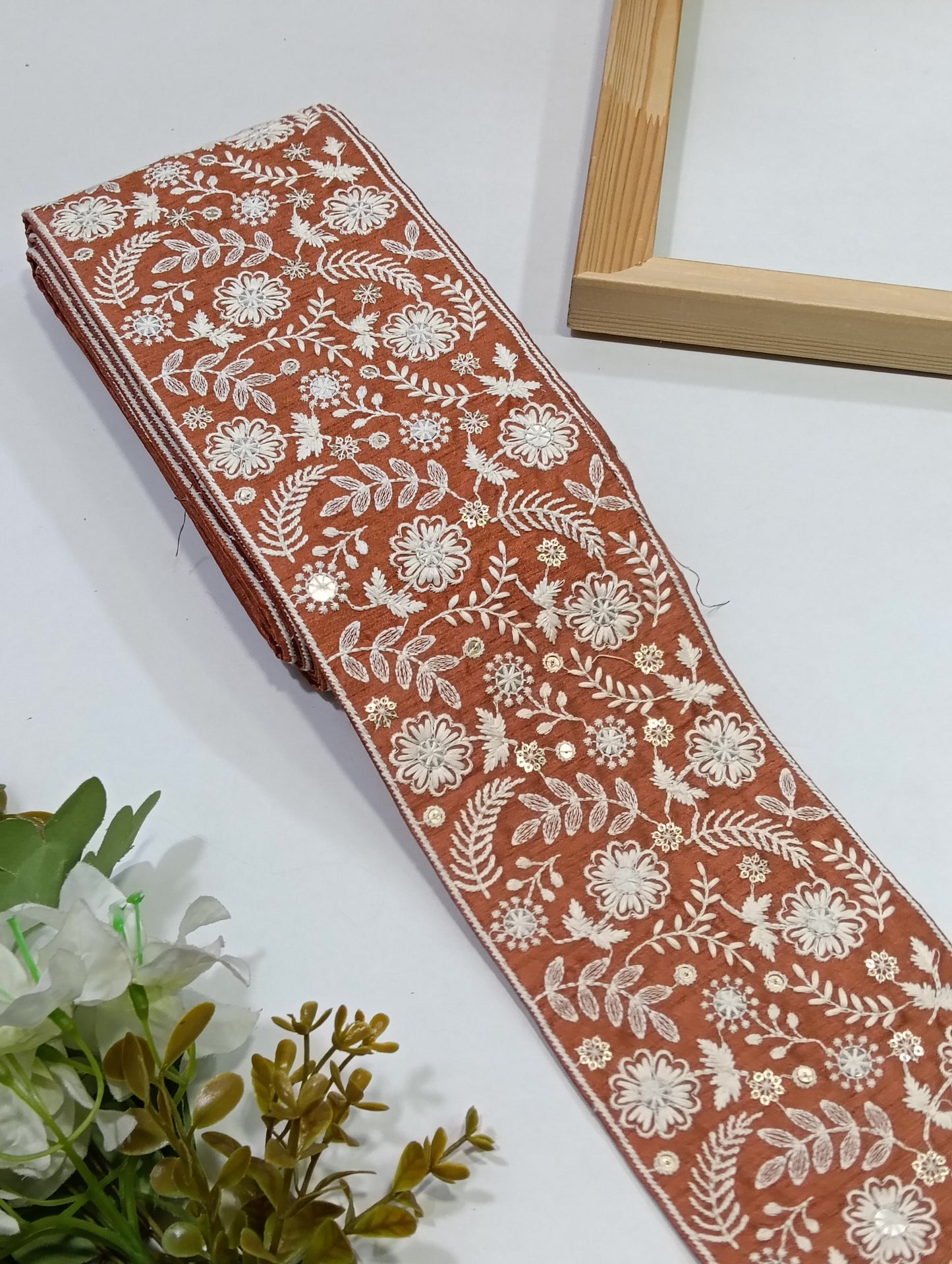 JA15042 Jari Border