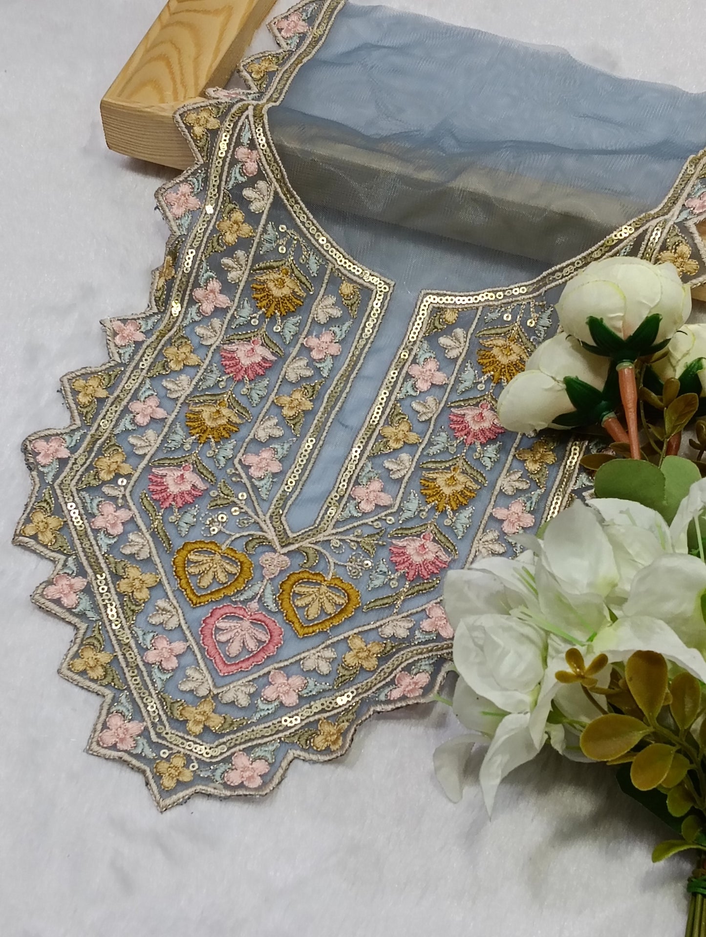 Embroidered Neck Patch Design NE1383