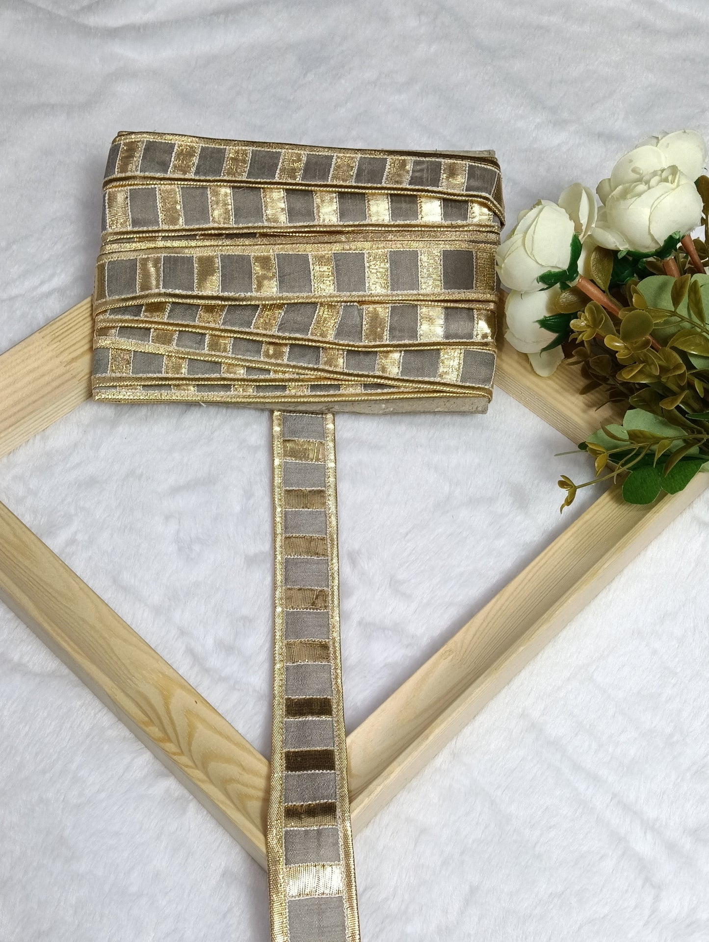 Traditional Gota Patti — Royal Rajasthani Edging GO811