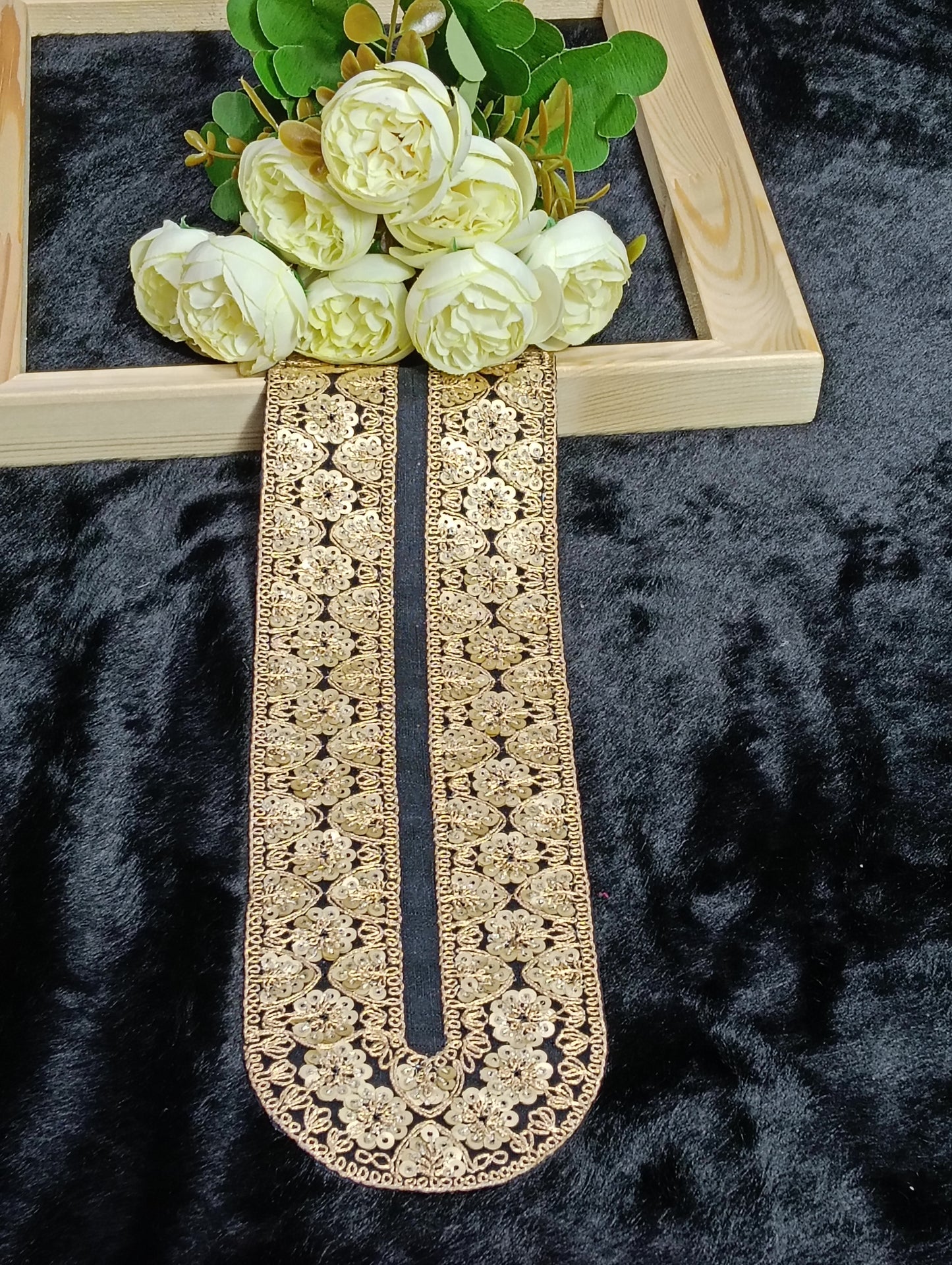 Embroidered Neck Patch Design NE813