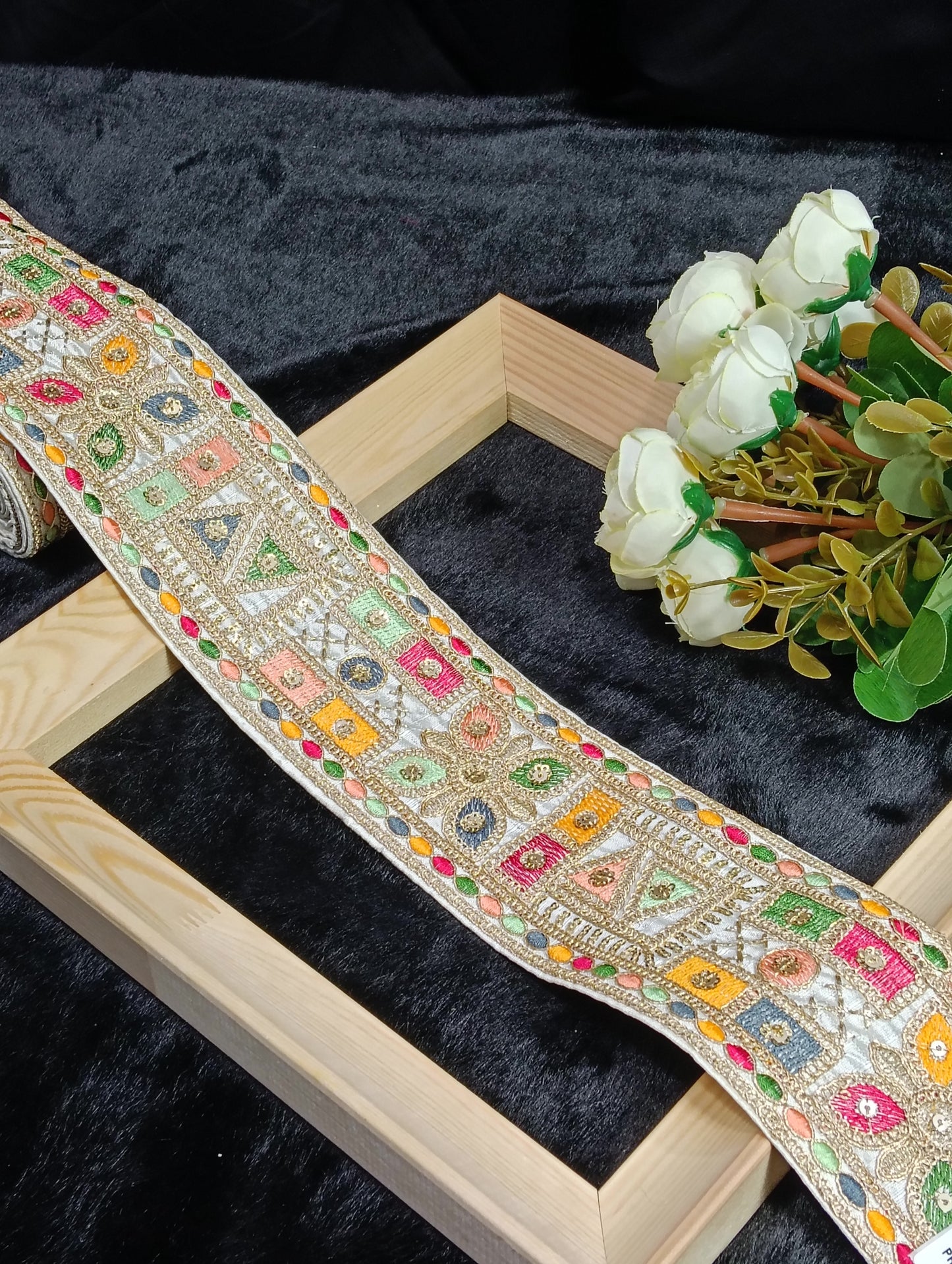 Embroidery Lace Jari Border JA13848