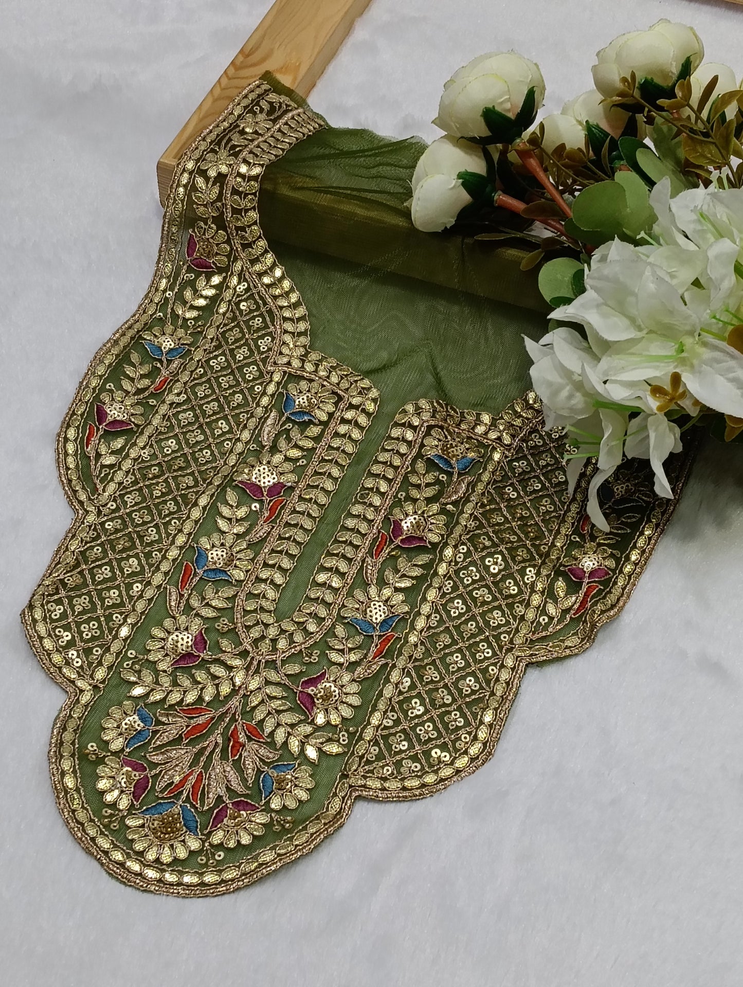 Embroidered Neck Patch Design NE1382