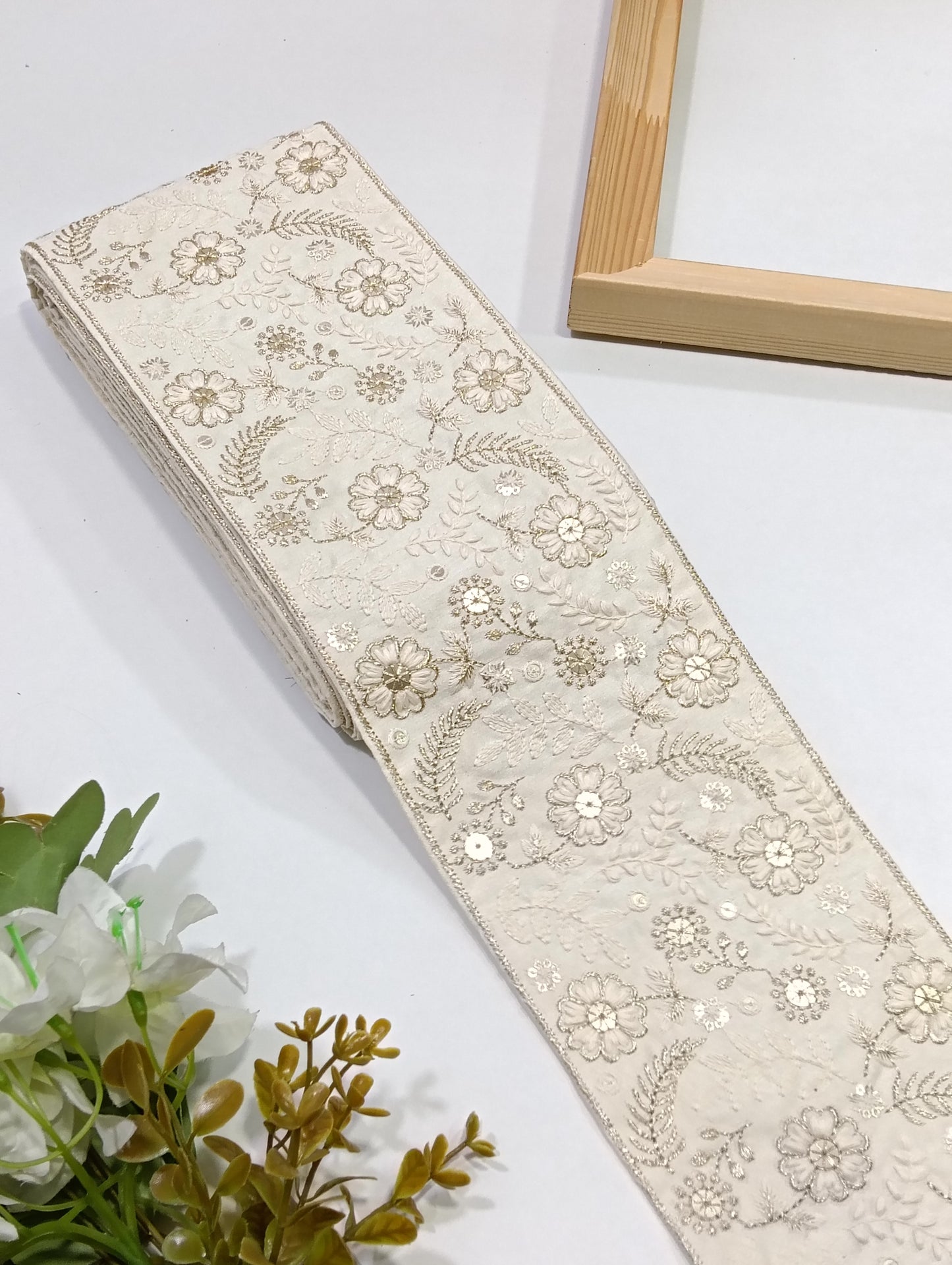 JA15042 Jari Border