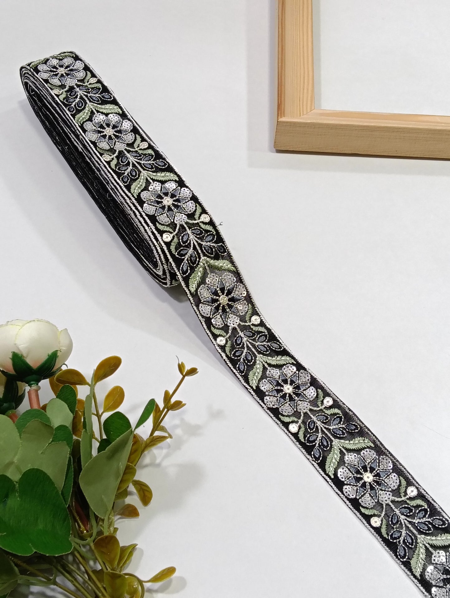 JA15099 Jari Border