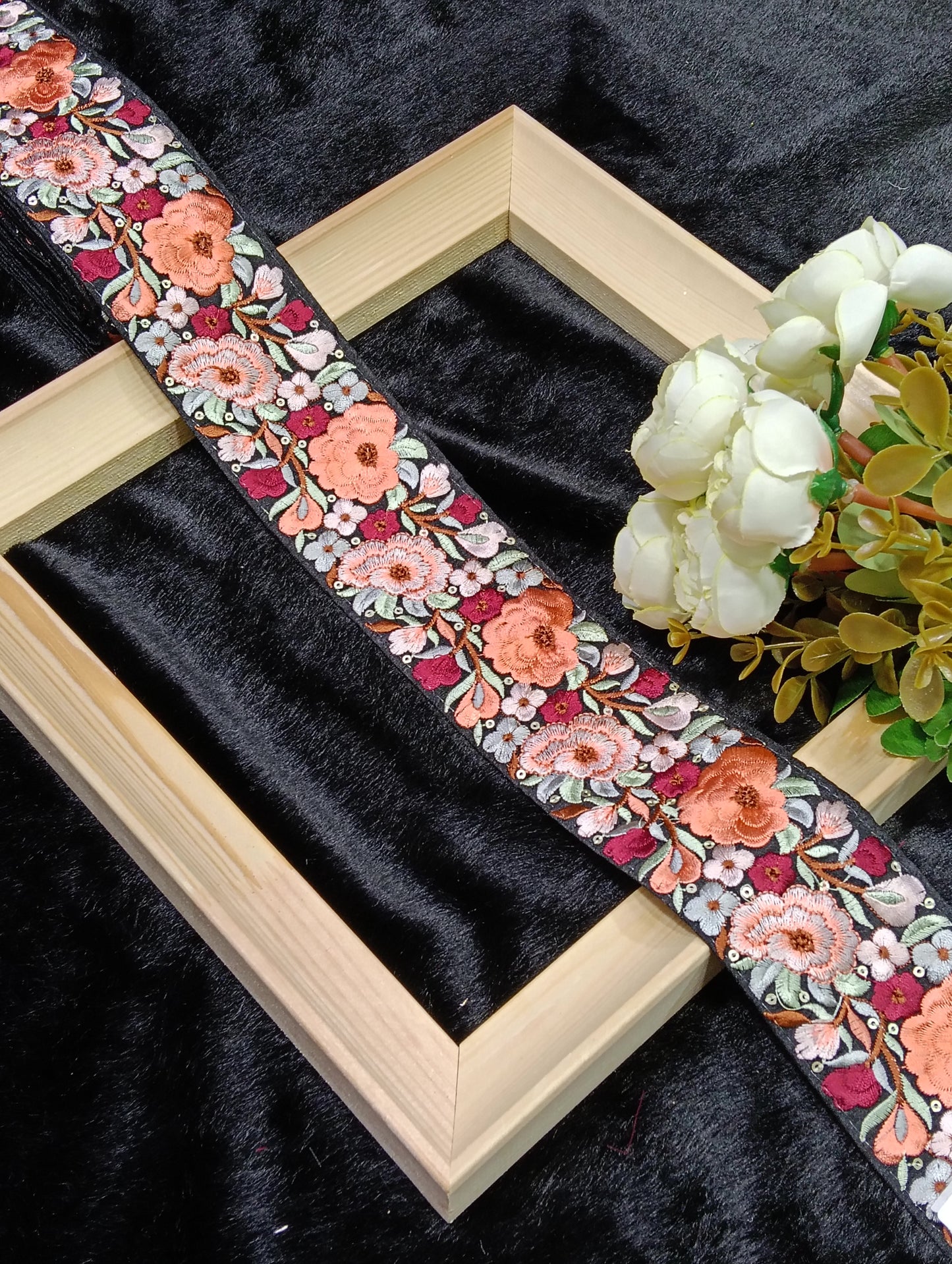 Embroidery Lace Jari Border JA14092