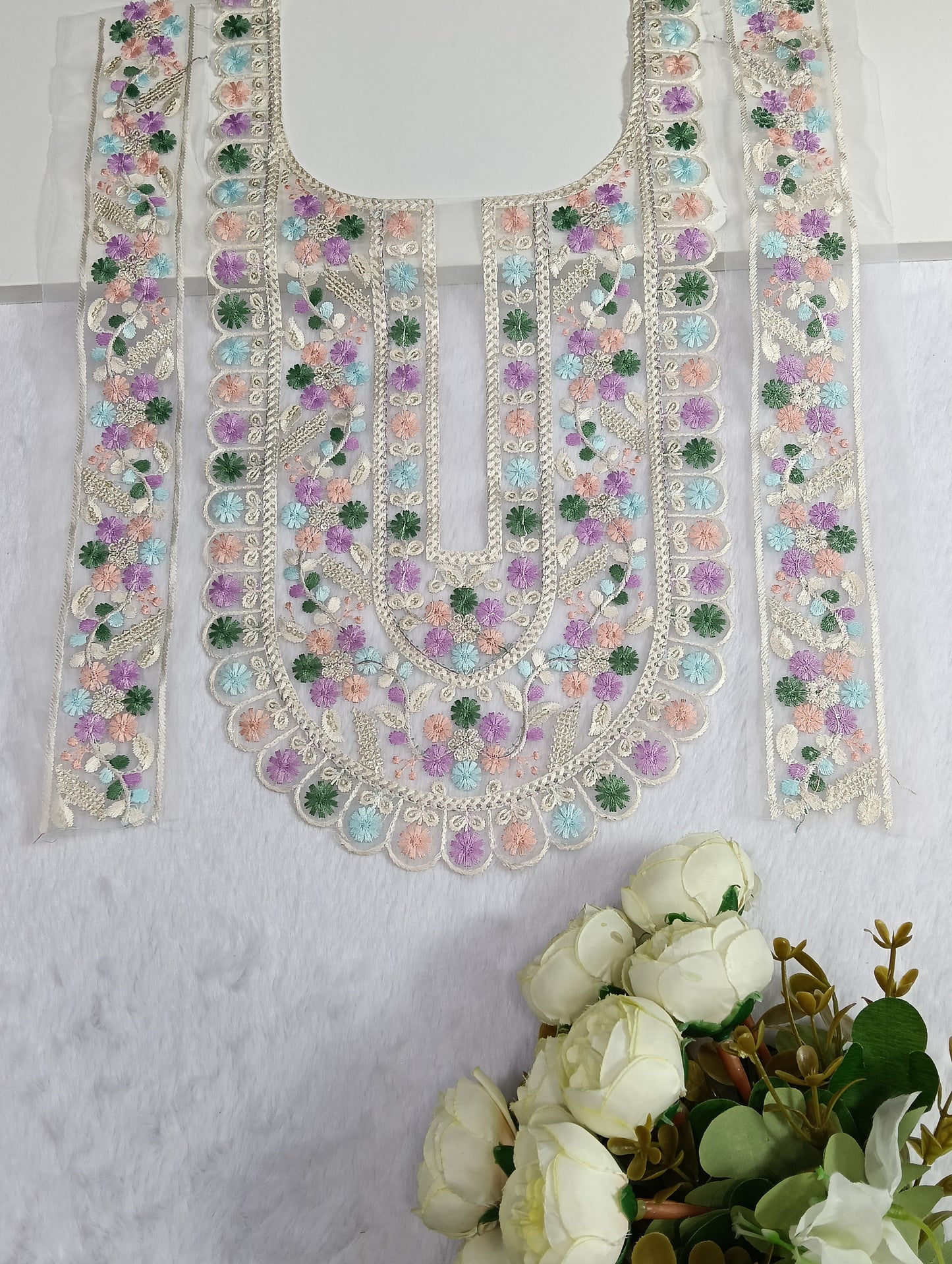 Embroidered Neck Patch Design NE1094
