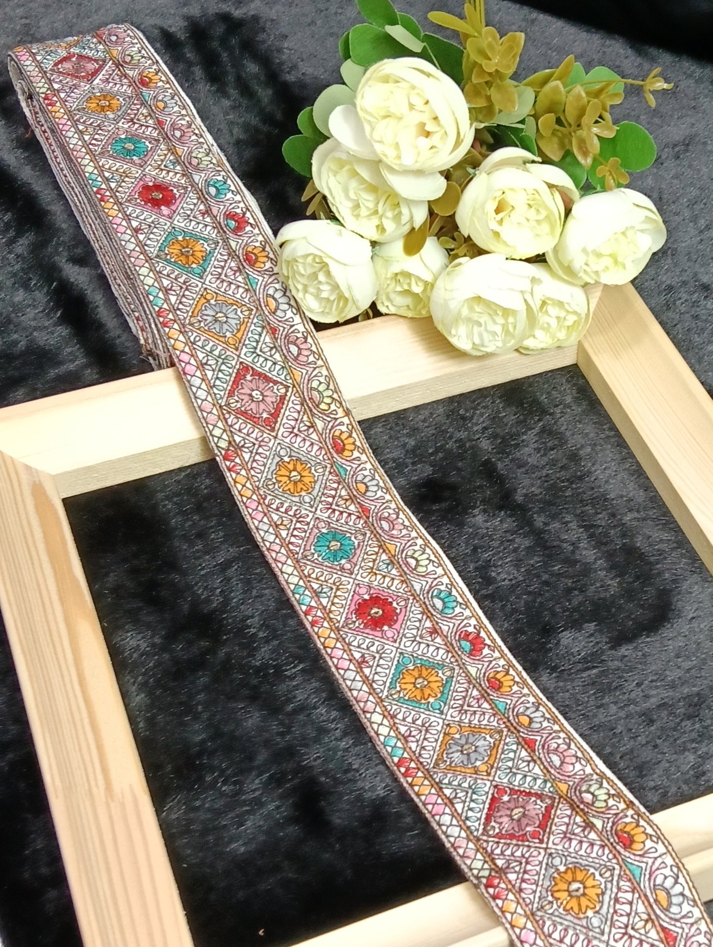 Embroidery Lace Jari Border JA13953