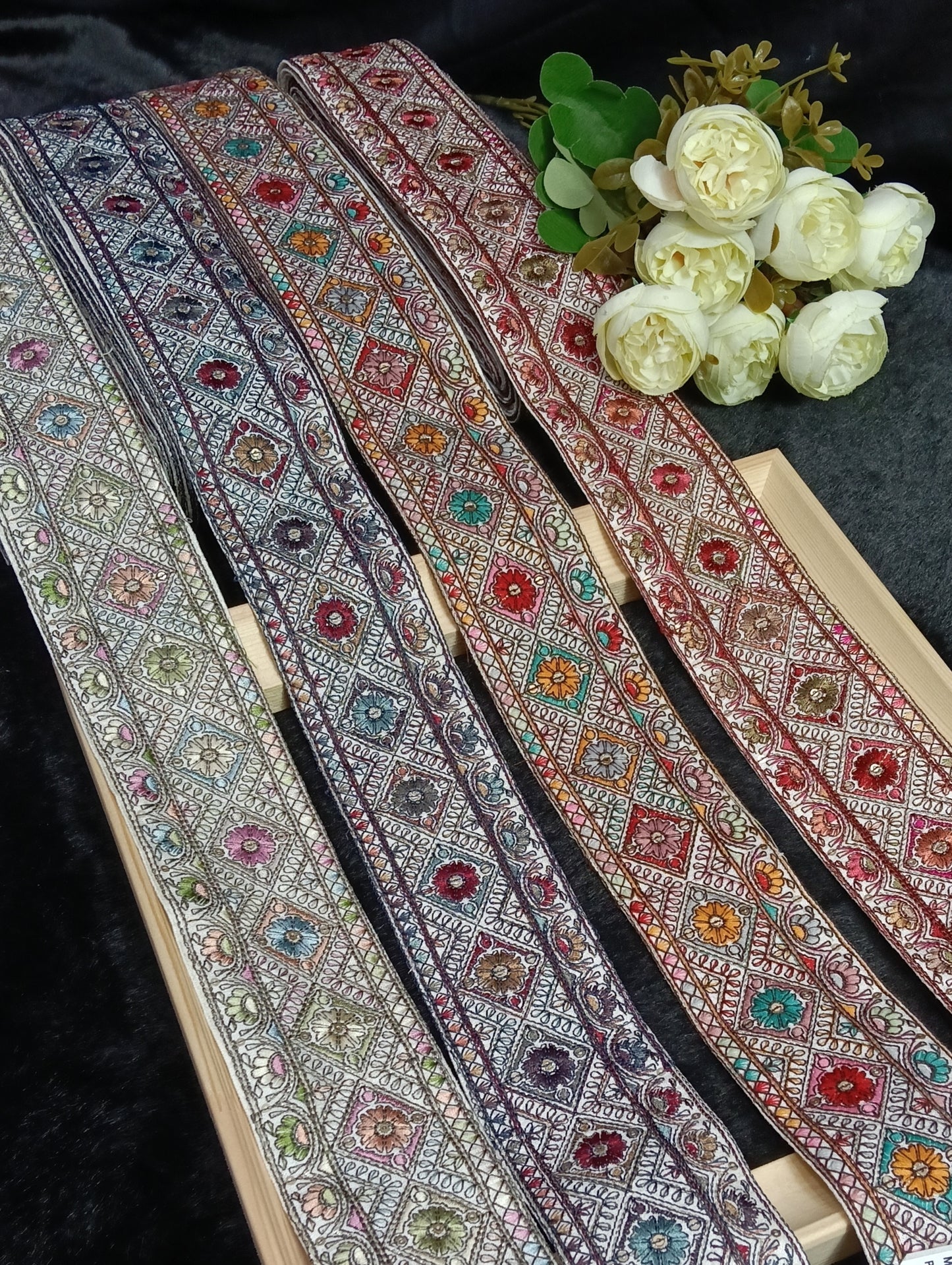 Embroidery Lace Jari Border JA13953