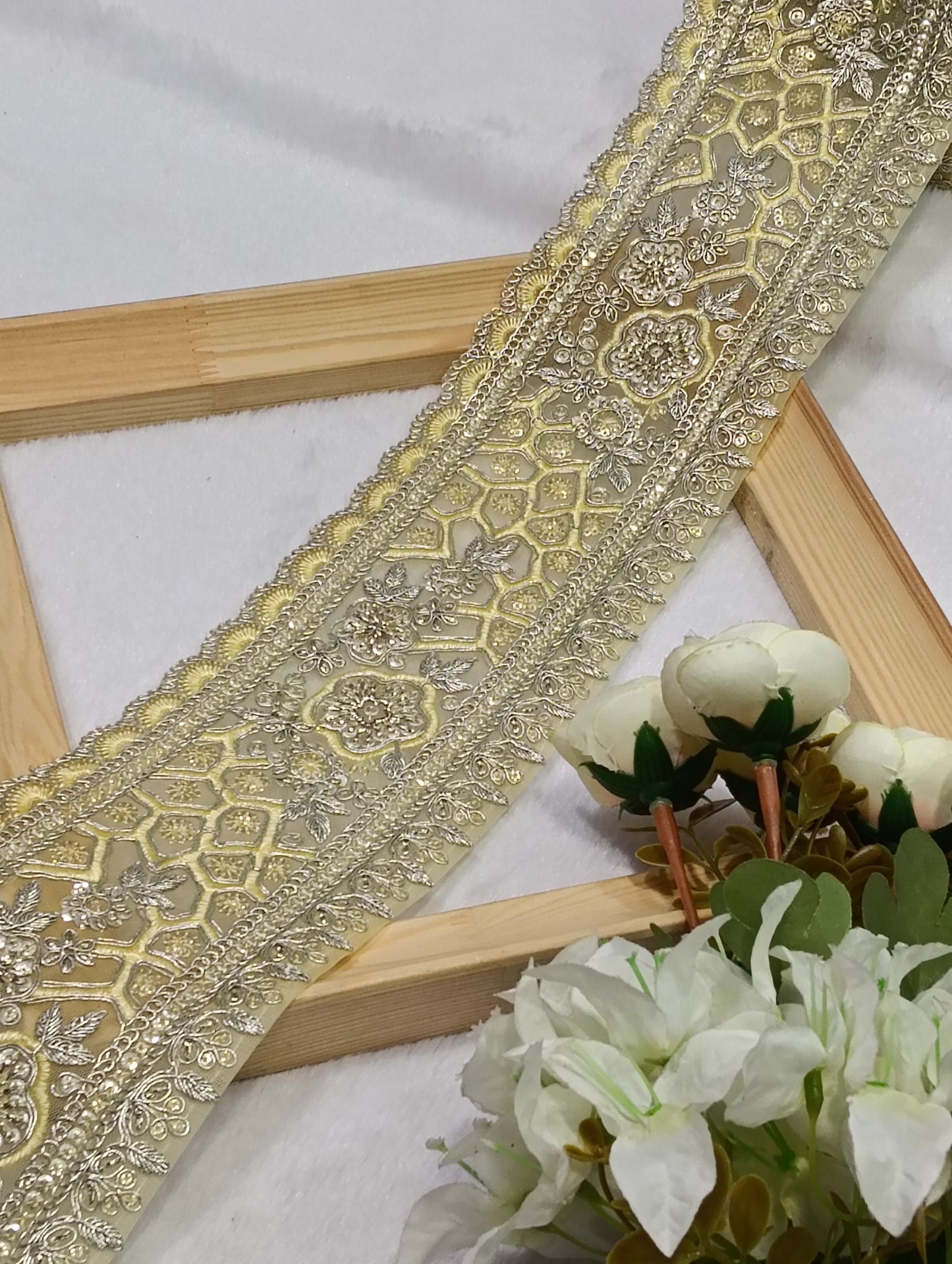 Embroidery Lace Jari Border JA14742