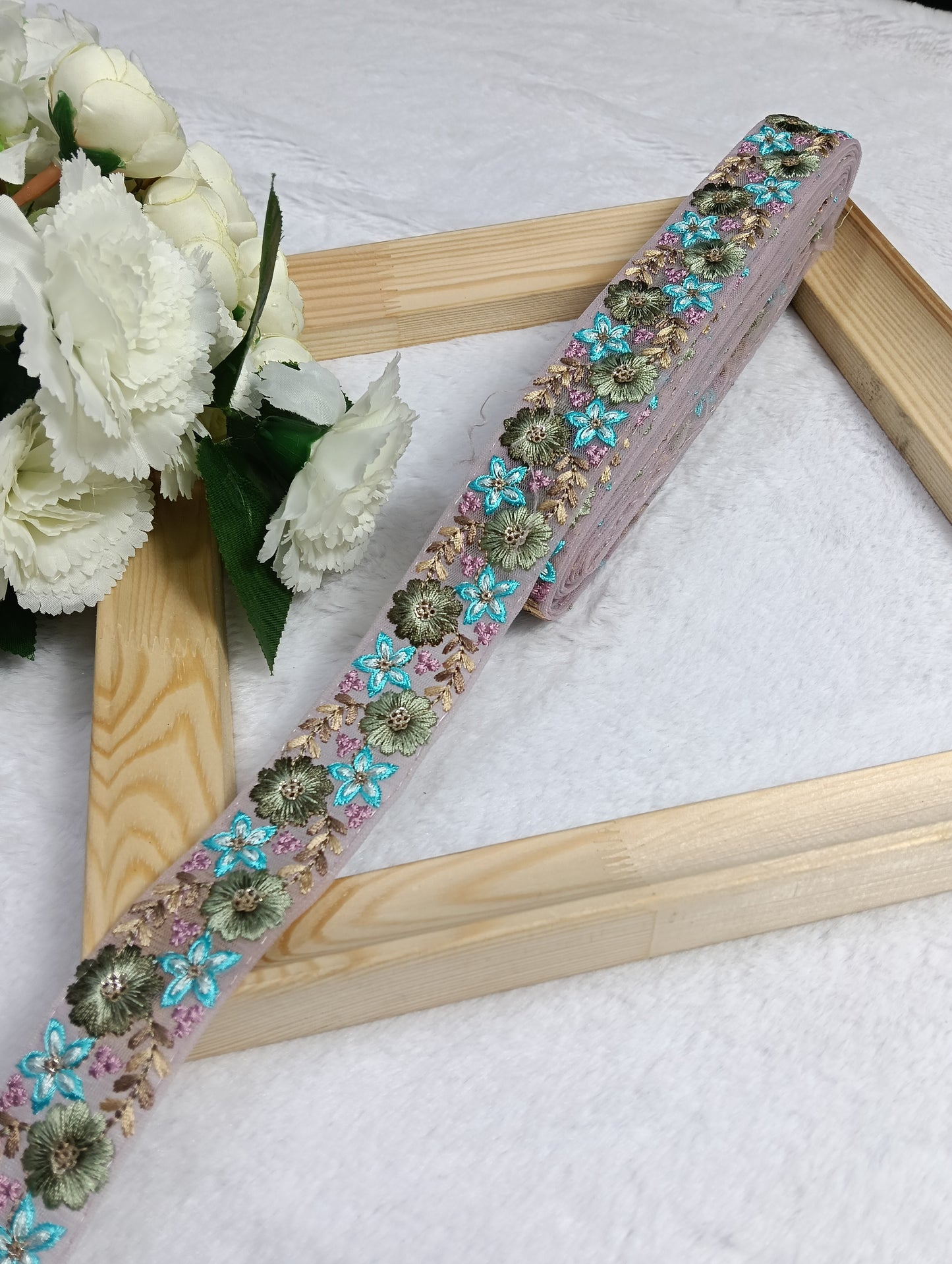 Embroidery Lace Jari Border JA14540