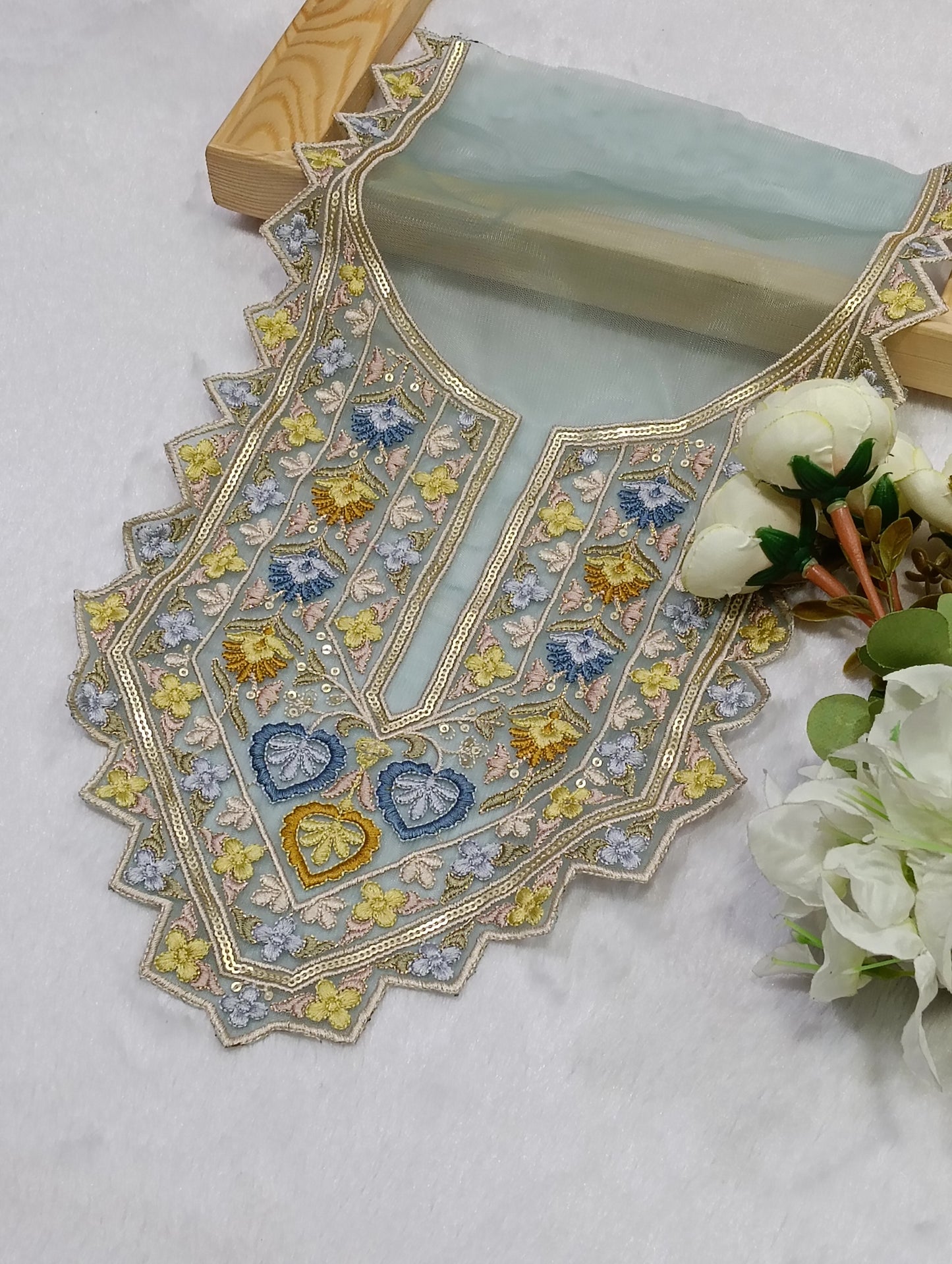 Embroidered Neck Patch Design NE1383