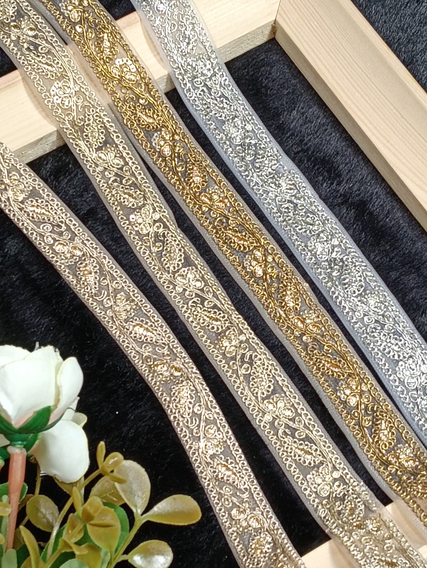 Embroidery Lace Jari Border JA14319