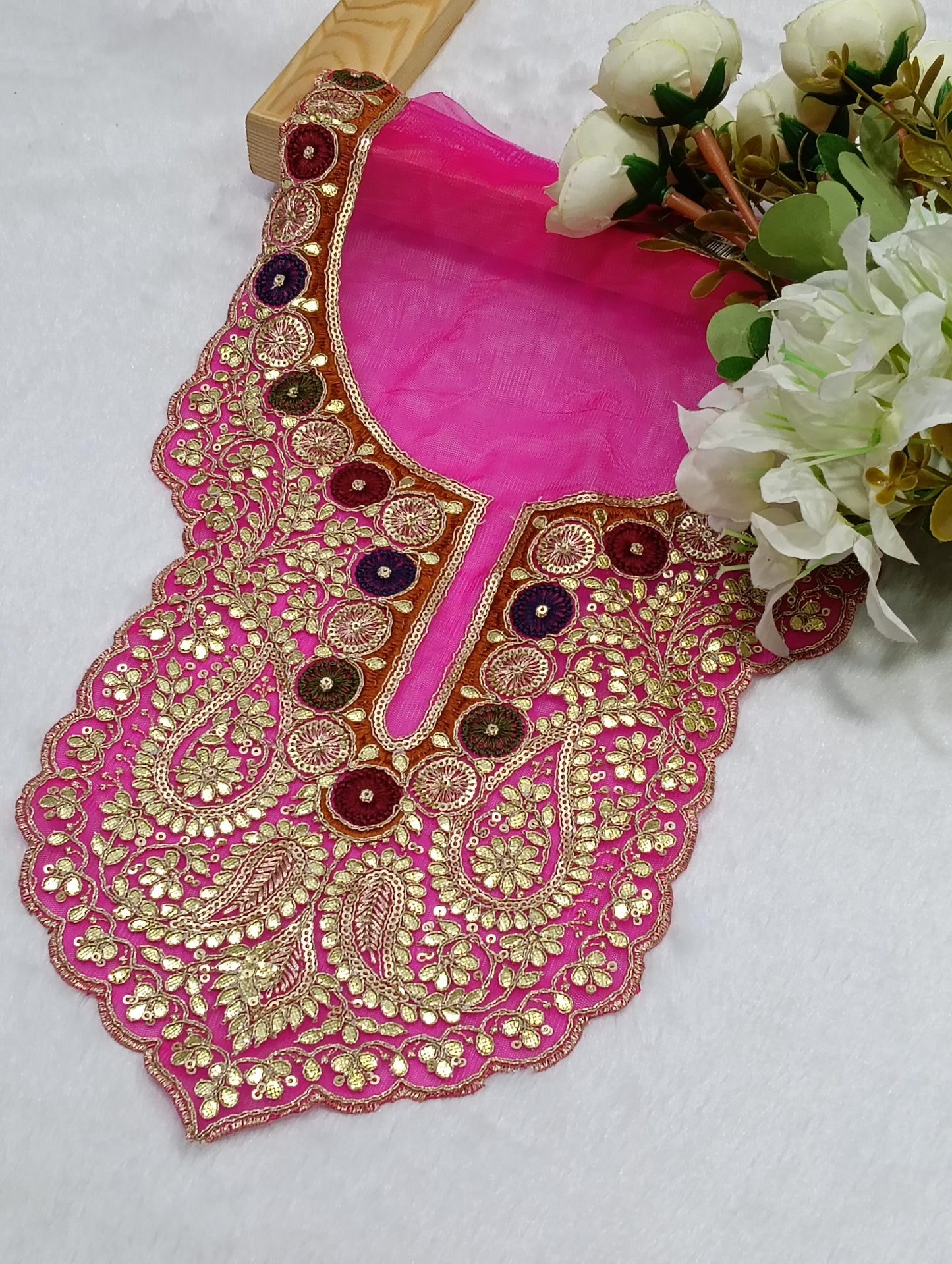 Embroidered Neck Patch Design NE1381