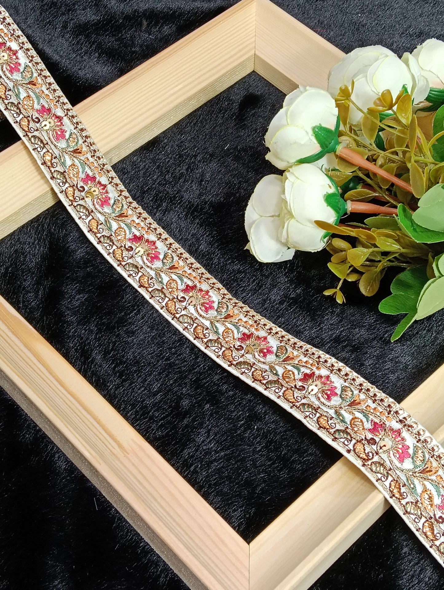 Embroidery Lace Jari Border JA13871