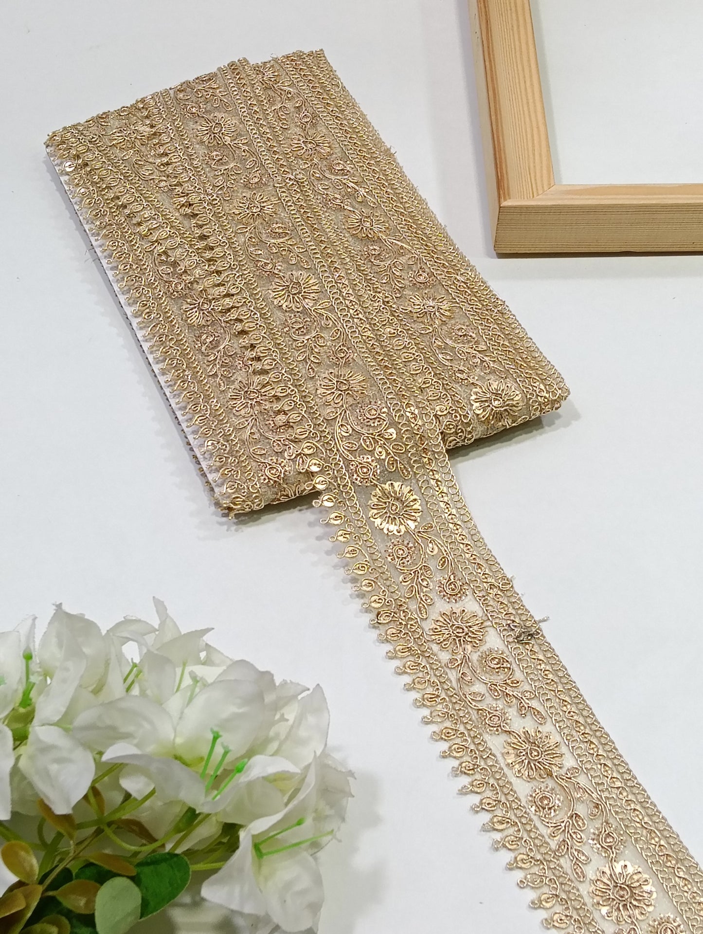 JA15074 Jari Border
