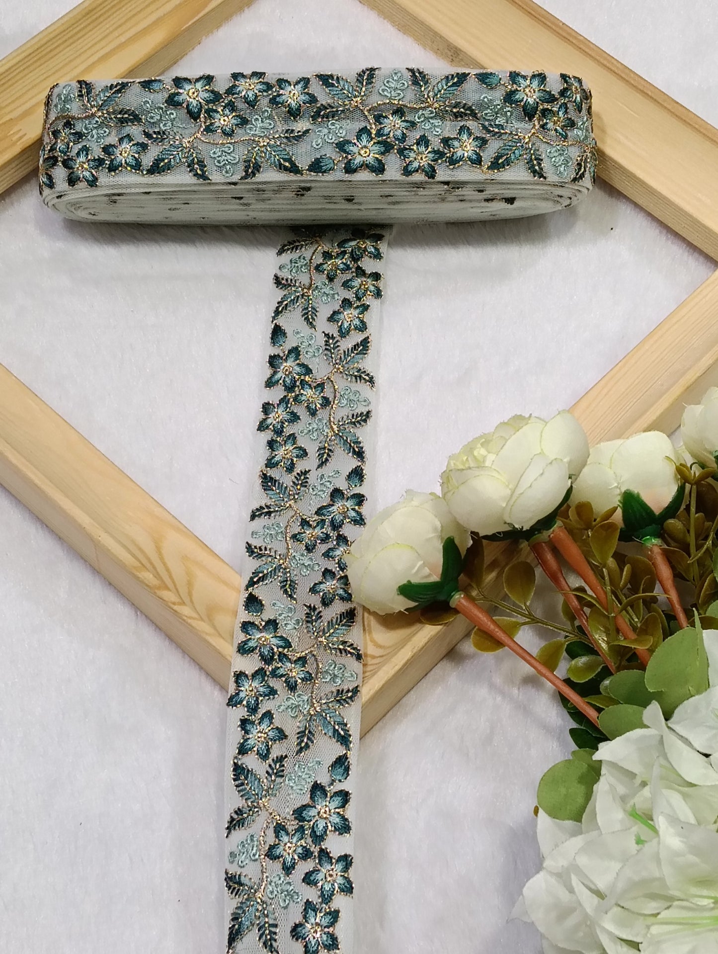 Embroidery Lace Jari Border JA14708