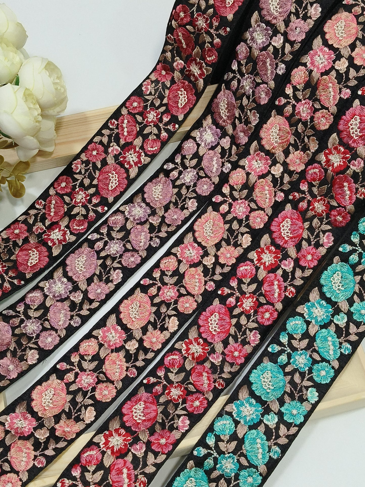 Embroidery Lace Jari Border JA14137