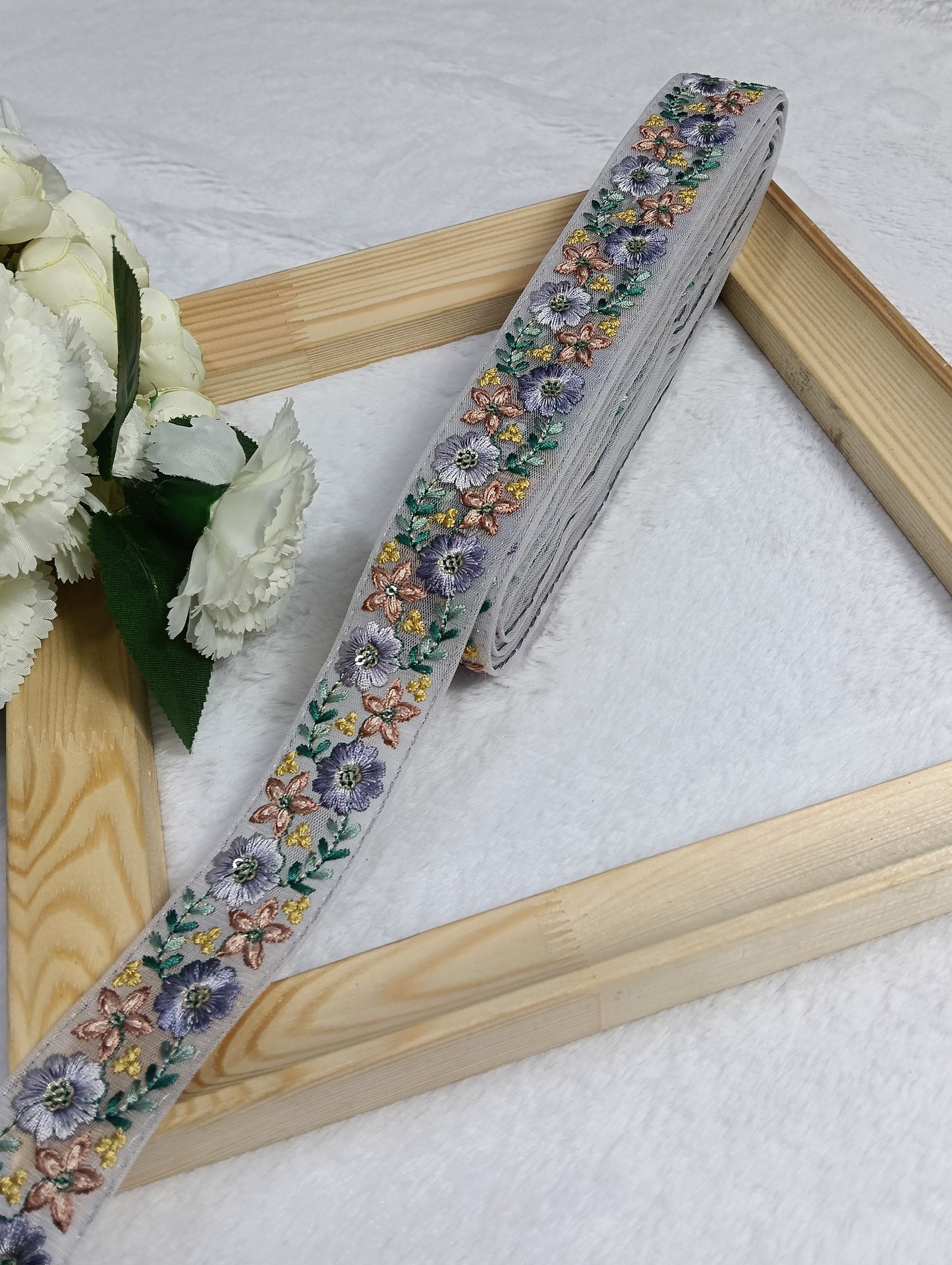Embroidery Lace Jari Border JA14540