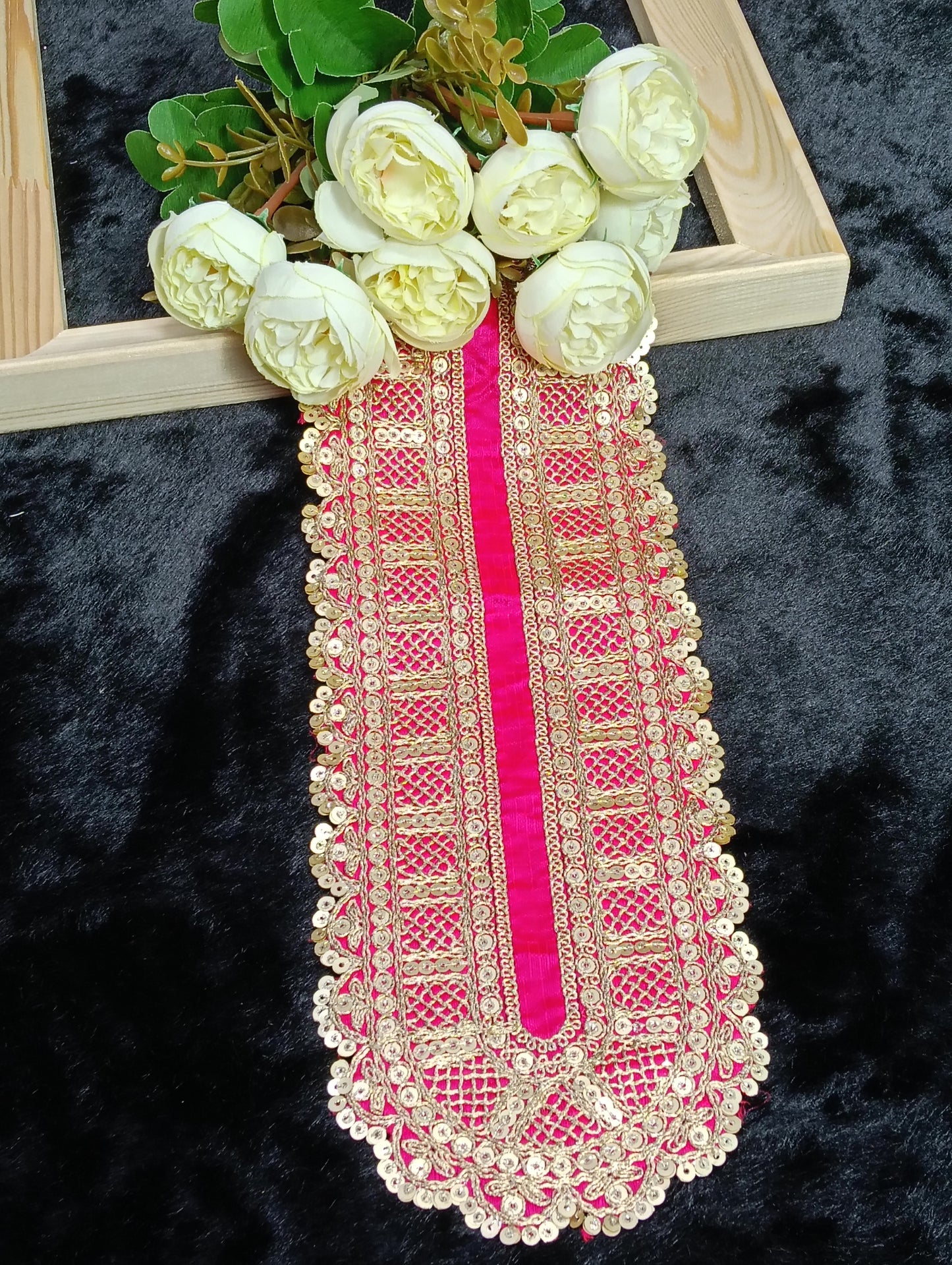 Embroidered Neck Patch Design NE809