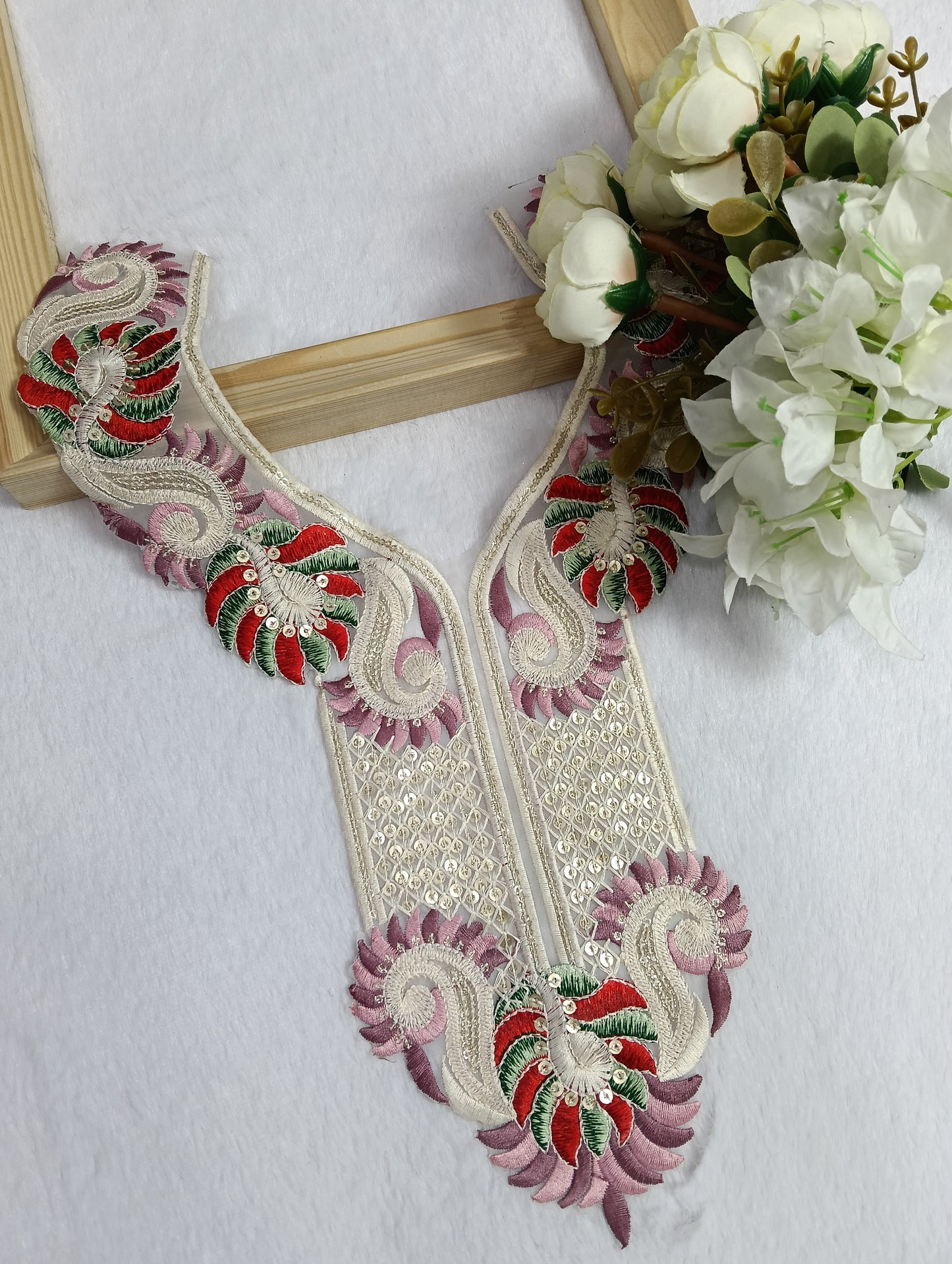 Embroidered Neck Patch Design NE1051