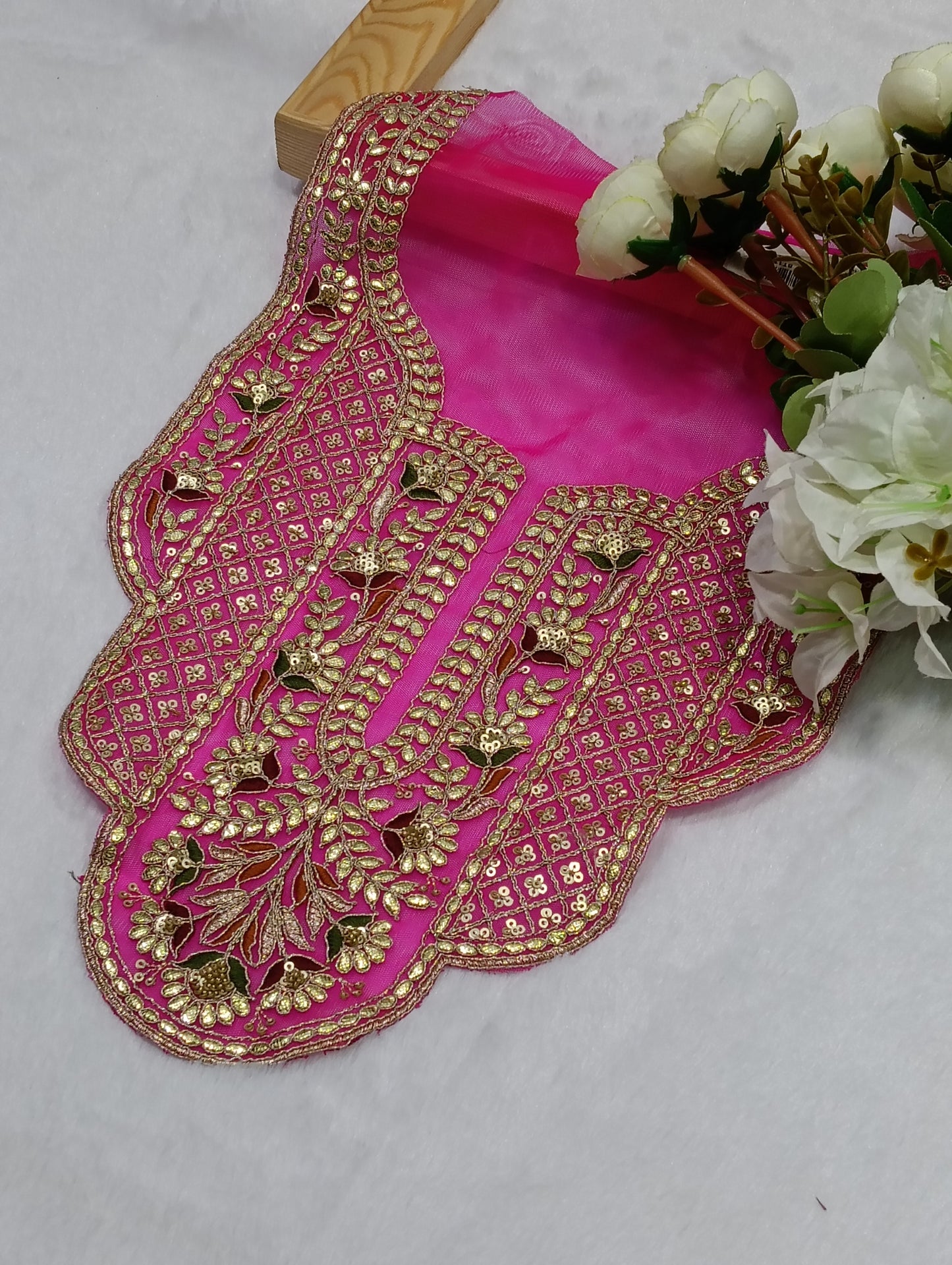 Embroidered Neck Patch Design NE1382