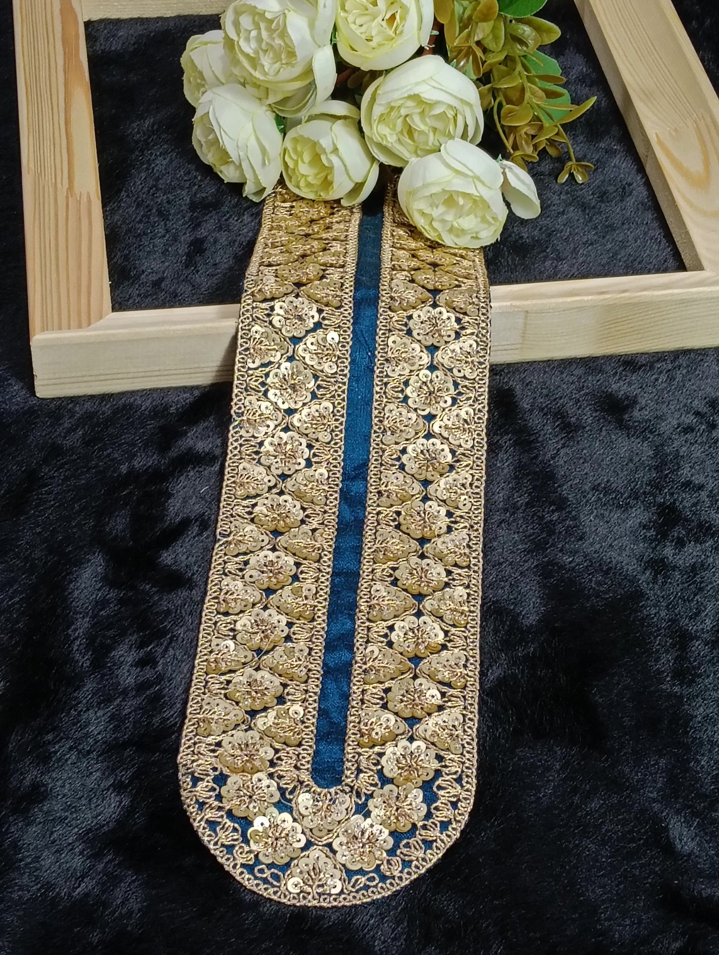 Embroidered Neck Patch Design NE813