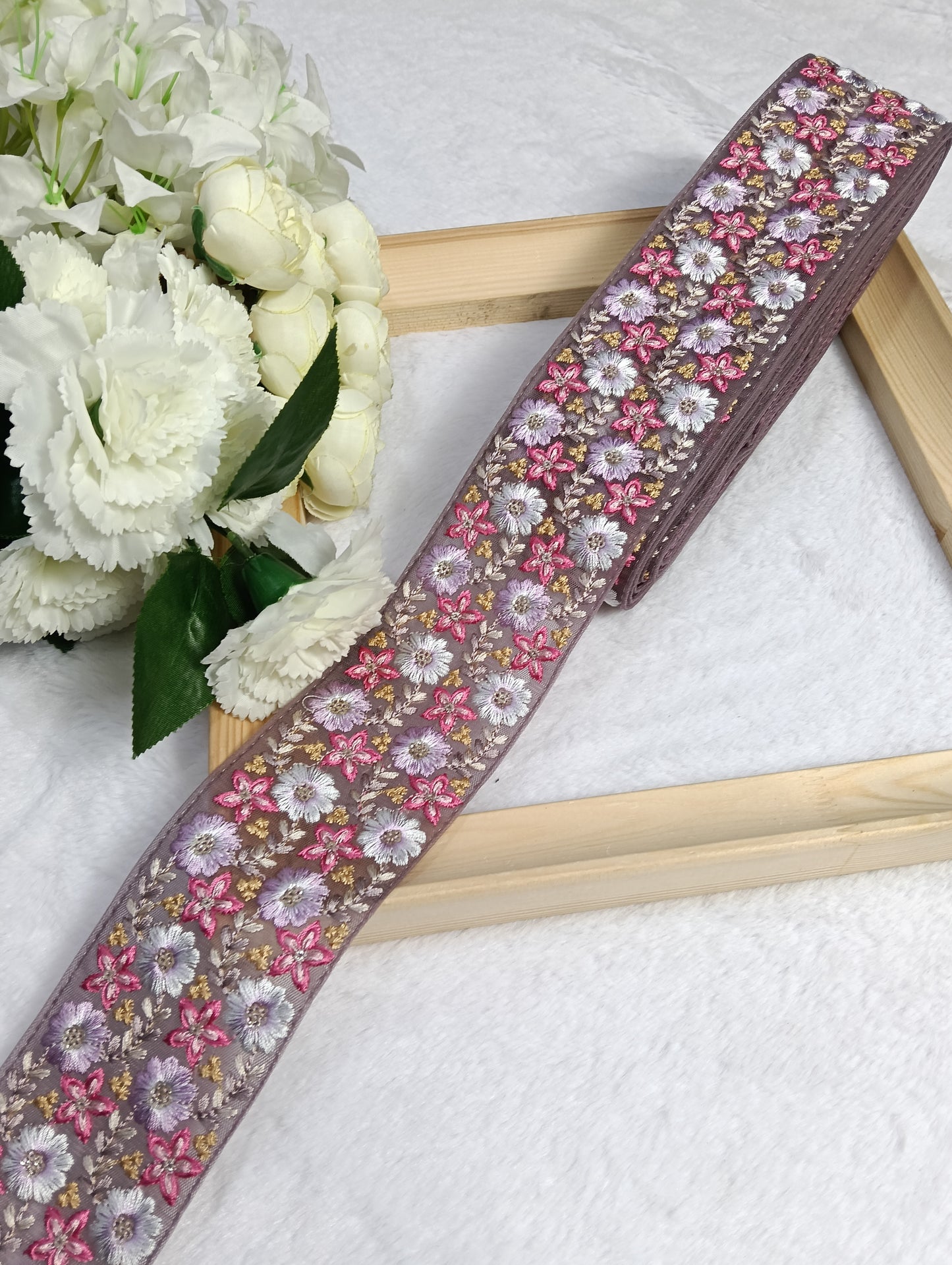 Embroidery Lace Jari Border JA14541