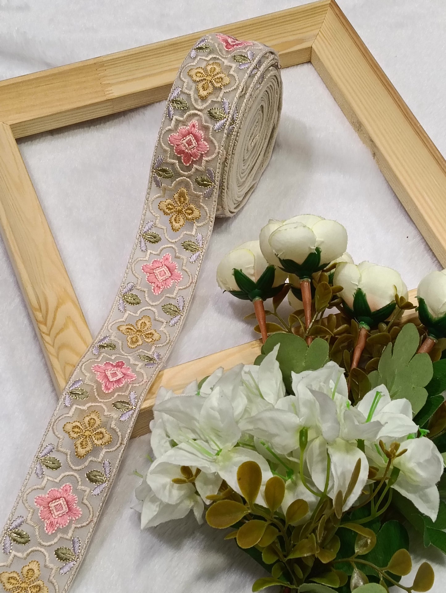 Embroidery Lace Jari Border JA14722
