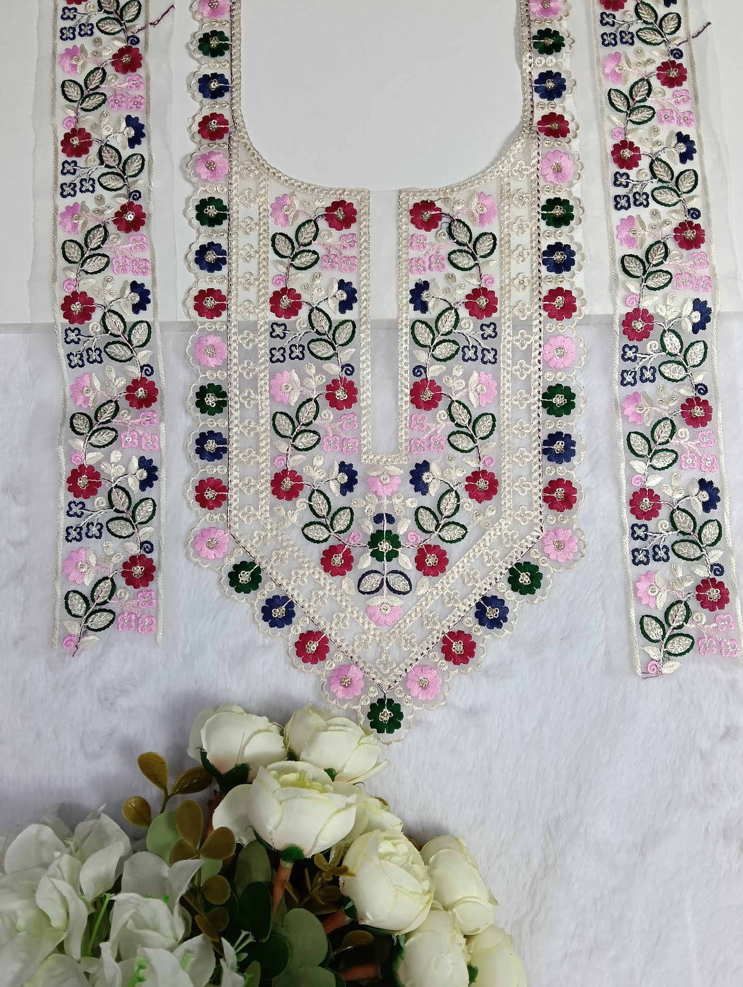 Embroidered Neck Patch Design NE1096