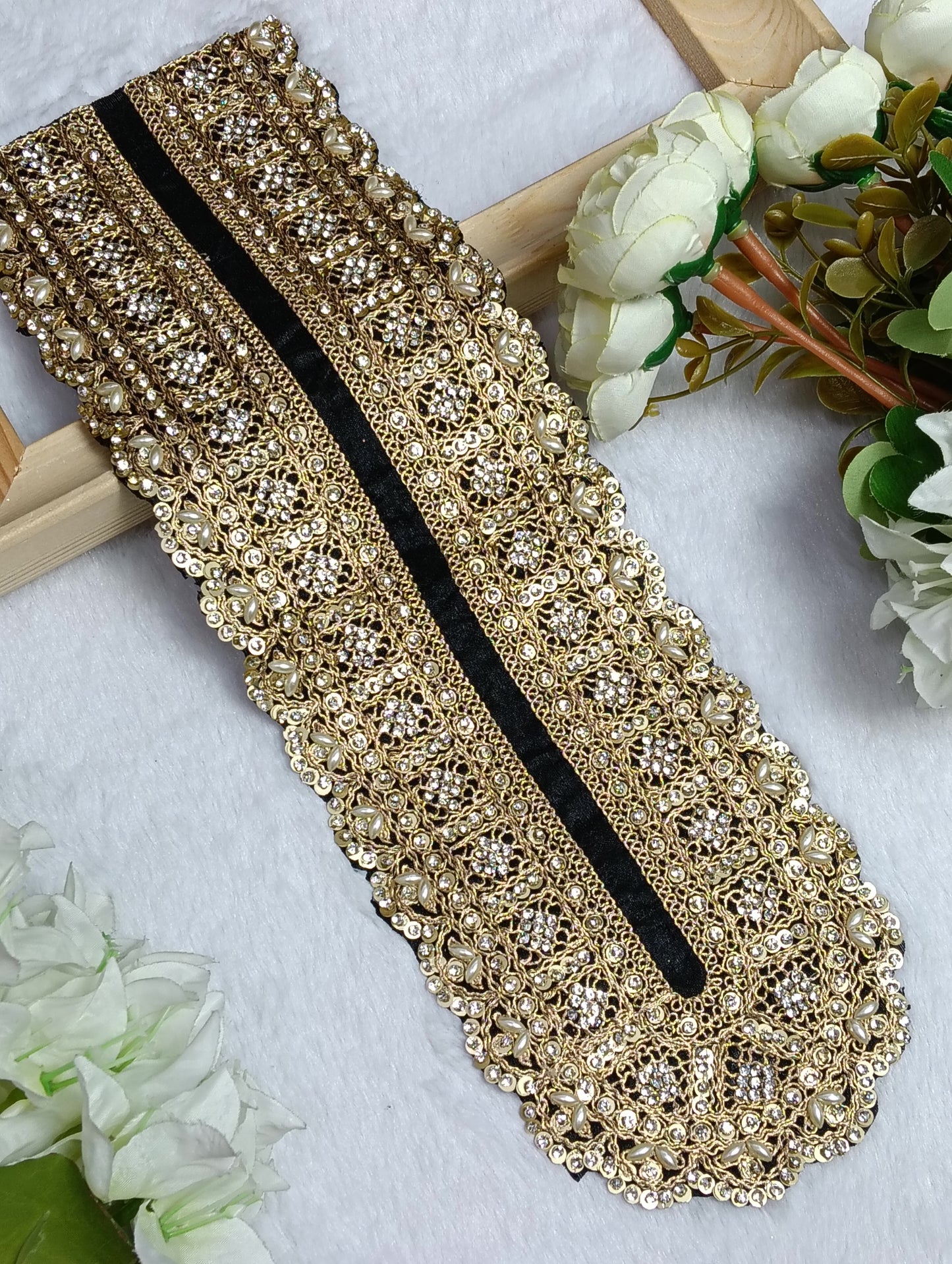 Embroidered Neck Patch Design NE1348